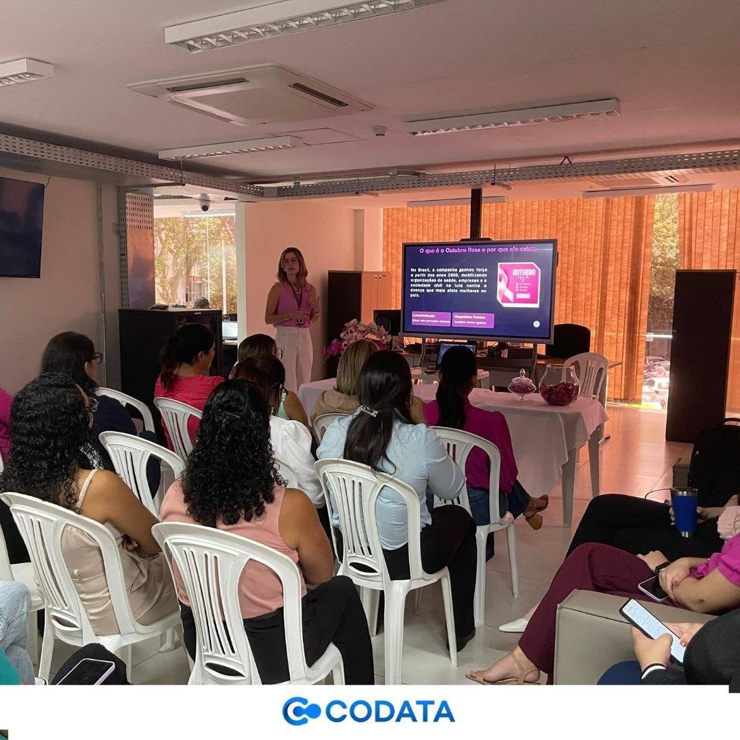 CODATApromovepalestraPrevenirumAtodeAmoremalusoaoOutubroRosa1.jpg