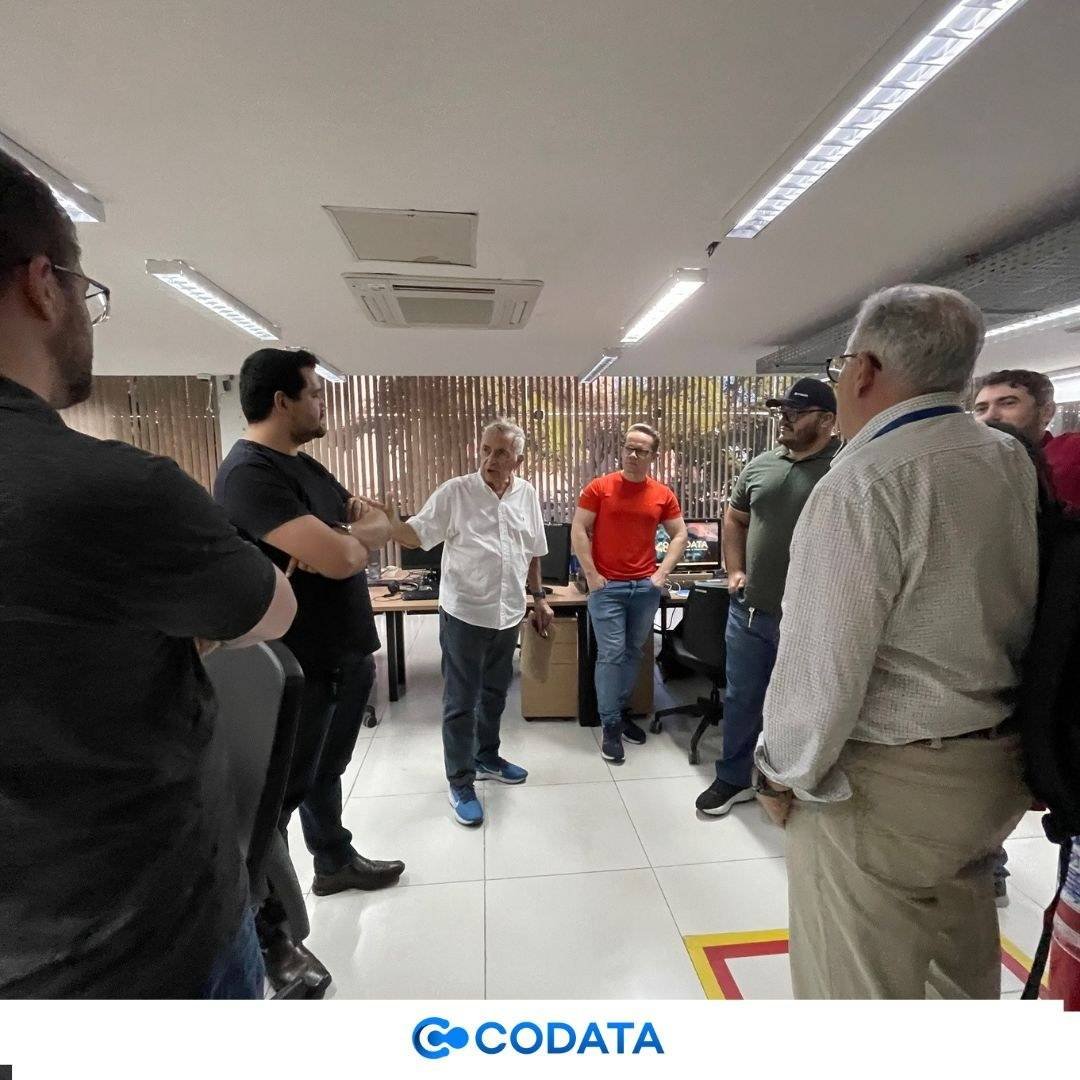 PresidentedaCODATArecebevisitadeexdirigenteereforaimportnciadolegadohistricodaCompanhia1.jpg