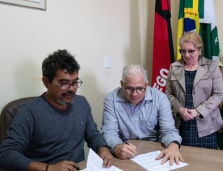 codata-e-prefeitura-de-esperanca-fecham-contrato-para-implantacao-do-pbdoc-na-gestao-municipal.jpg